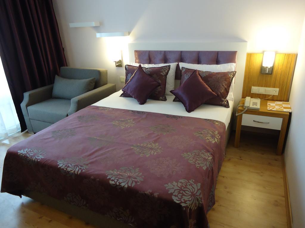 Bilkay Hotel Алания Экстерьер фото